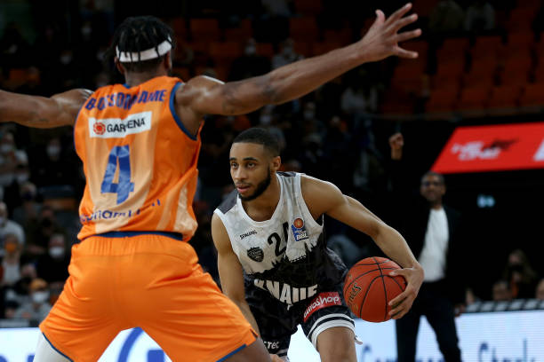 宫鲁鸣在第 宫鲁鸣在第