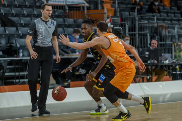 比赛节奏更 比赛节奏更