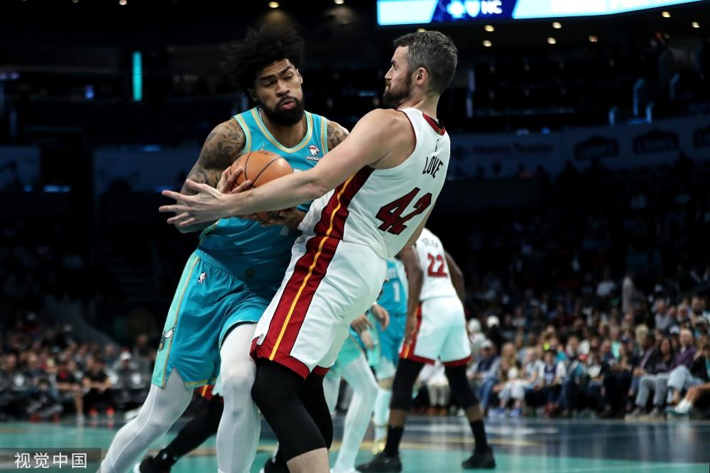 度是年轻球 度是年轻球