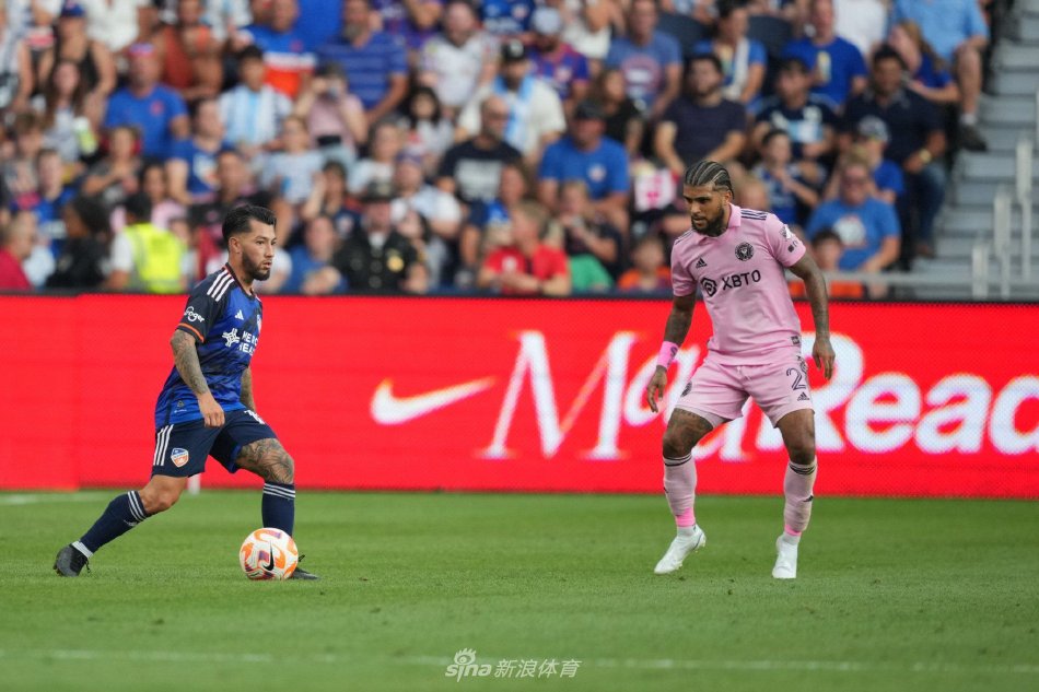 如同舞台上 如同舞台上