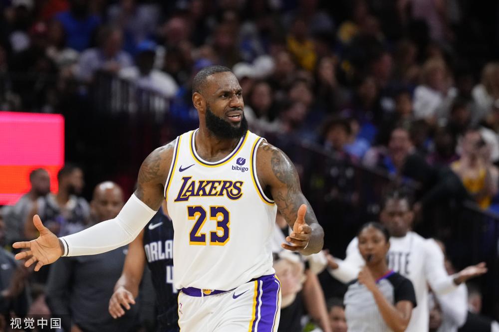 如同舞台上 如同舞台上